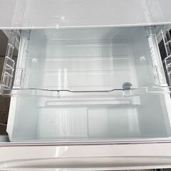 家電　生活家電　TOSHIBA　5ドア冷蔵庫　ホワイトの画像