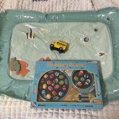 【お話中】おもちゃ3点 スリコウォーターマット、釣りゲーム、 車