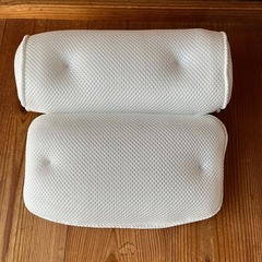 ★値下げ★お風呂用まくら　バスピロー　おまけ付き　の画像