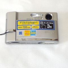 コンパクトデジカメ
