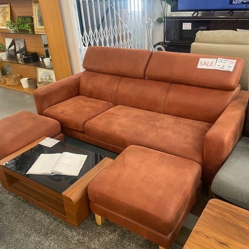 サマーセール　カウチソファ　キャメルカラー　オットマン2つ付き