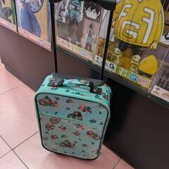 🎀イチゴ柄のキャリーバッグ🎀