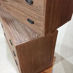 起立木工｜浮造り仕上げ｜焼桐箪笥｜7段チェスト