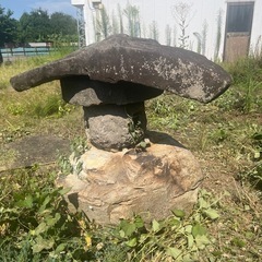 石の灯籠の画像