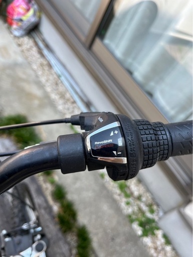 シマノ 6段変速　折りたたみ自転車　20インチ 