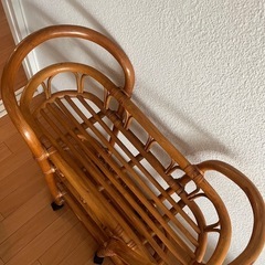 ラタン　ワゴンの画像