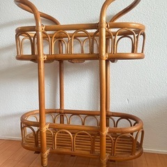 ラタン　ワゴンの画像