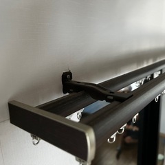 カーテンレール