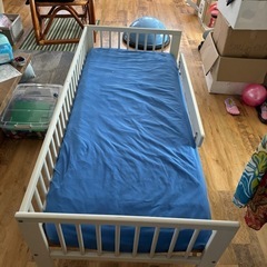 イケア　こども用ベッド