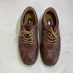 靴　サイドジッパー付き革靴
