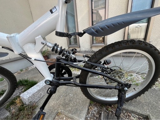 シマノ 6段変速　折りたたみ自転車　20インチ 