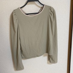トップスの画像