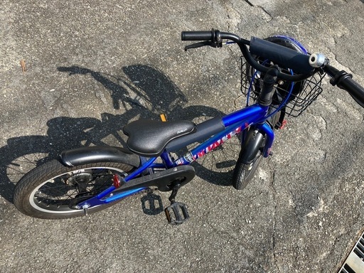 子供用自転車　ヘルメット付き