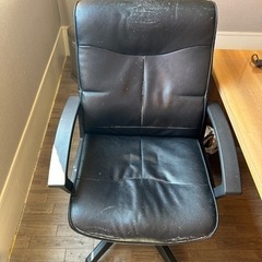 値下げしました家具 オフィス用家具　デスク 机椅子5点セットの画像