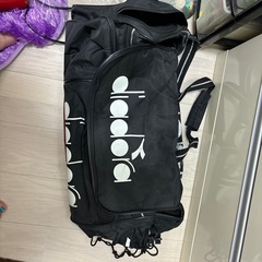 DIADORAスポーツバックの画像