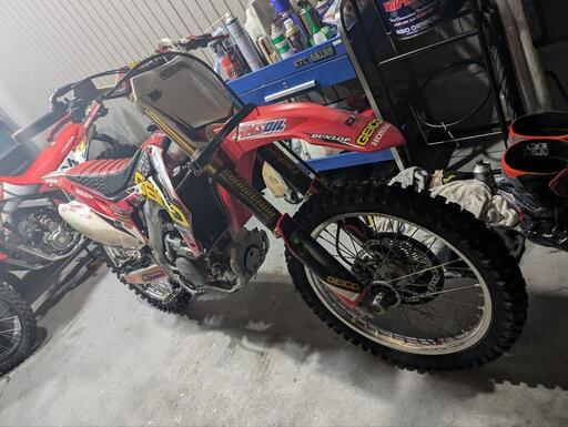 CRF250R 2015年モデル インジェクション モトクロッサー