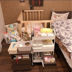 【フォルスカ】添い寝のできるベビーベット　と、持ち運びできるベビーベットセットの画像