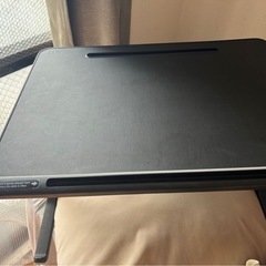 【取引中】折りたたみ式ミニテーブル（ベッドテーブル）の画像