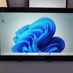 富士通ARROWS Tab Q775/K　タブレットPC