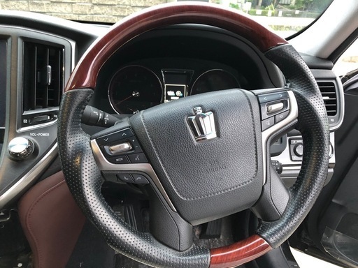 REAL ステアリング