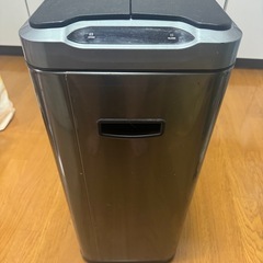 ♪自動開閉ゴミ箱♪の画像
