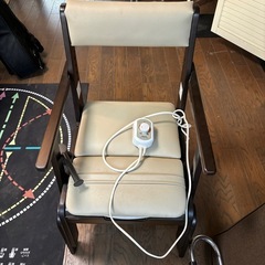 家具調トイレ　　未使用品