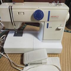 シンガー日鋼 SINGER シンガーミシン MERRITT 8008モデル メリット 電子ミシン 電動ミシン フットペダル・説明書

の画像