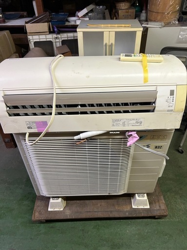 ダイキン4.0kW単相200V、2015年製