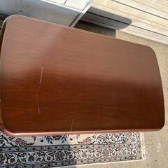 【10/21まで期間限定特価】ローテーブル 約 幅134*奥行75*高さ40(cm) 天板傷あり ダイニングテーブル 座卓 ソファーテーブル【引取り限定】 の画像