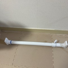 80センチまで伸びる突っ張り棒の画像