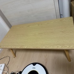 テーブル