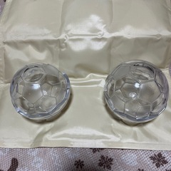 ボール型　ガラス小皿　4個セット　1つ大きさ違いますの画像