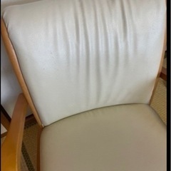 ダイニングチェア　2脚　回転椅子の画像