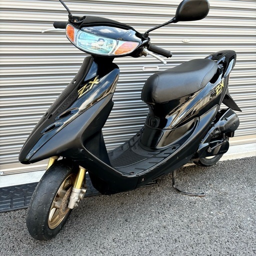 2882.新品パーツだらけ　正規ZX（後期型）　カウル、タイヤも新品でピカピカ　千葉県柏市　即日配送、自走引き取りも可能