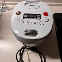 炊飯器の画像