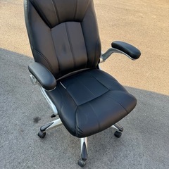 椅子中古2個あります