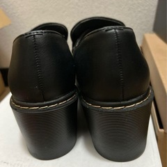 レディースローファー　パンプスの画像