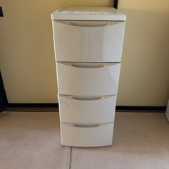 ほぼ未使用 収納ケース 収納ラック　四段　収納ケース 家具 洋服...