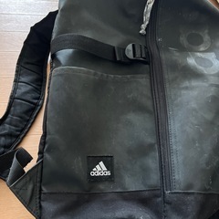 adidas リュックの画像