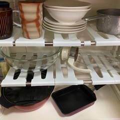 写真内の食器、調理器具の全て