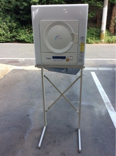 Panasonic  4kg 衣類乾燥機  NH-D402P  2012年製  ※ホースホルダー・排水パイプは付いていません。 ユニット台付き