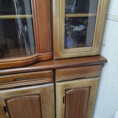 食器棚の画像