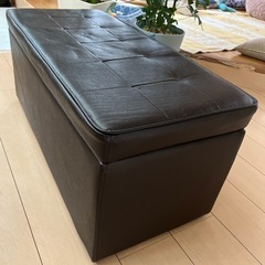 🔴収納付き　椅子？🛋️🔴の画像