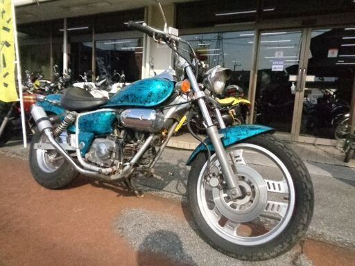 NO.5109　ＭＡＧＮＡ　ＦＩＦＴＹ　４サイクルエンジン　４速ギヤ　カスタムマフラー　アップハンドル　グリーンラップペイント