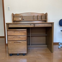 オカムラ　学習机