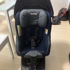 Aprica 回転式チャイルドシート Cururilaの画像