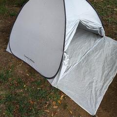 ポップアップテントの画像