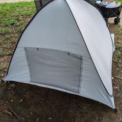 ポップアップテントの画像