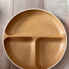 木製の食事プレート
