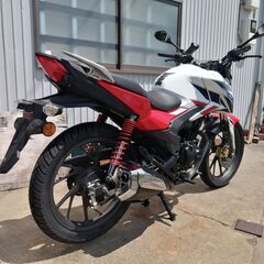HONDA CBF125 インジェクション　デジタルメーター　白赤の画像